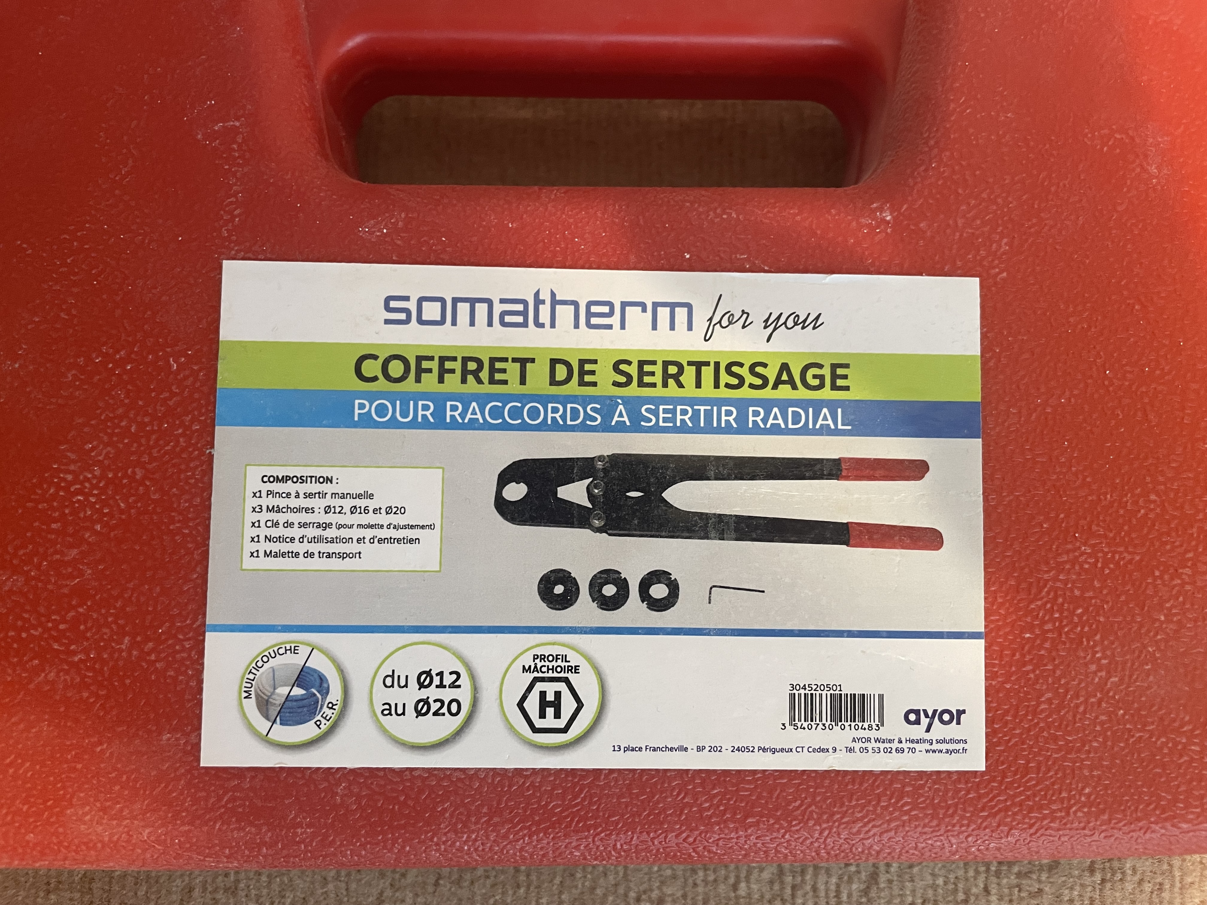 Pince à sertir multicouche